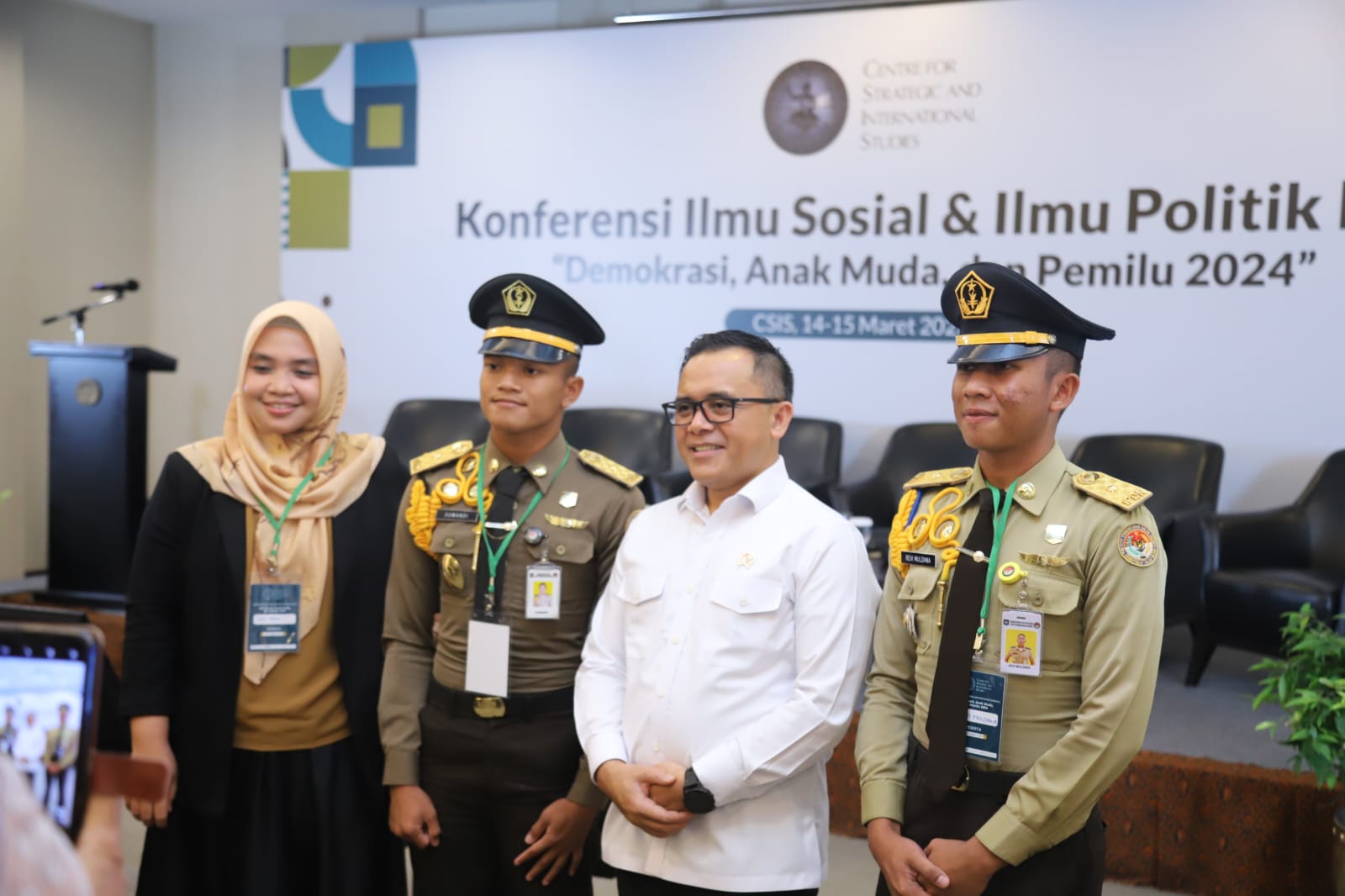 20230314 MENTERI Konferensi Ilmu Sosial dan Ilmu Politik ke II 10