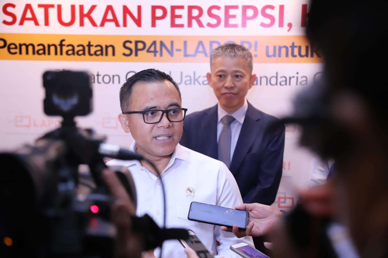 20230314 MENTERI SESMEN Diseminasi dan Konsultasi Publik Survei Kepuasan Pengguna SP4N LAPOR 27