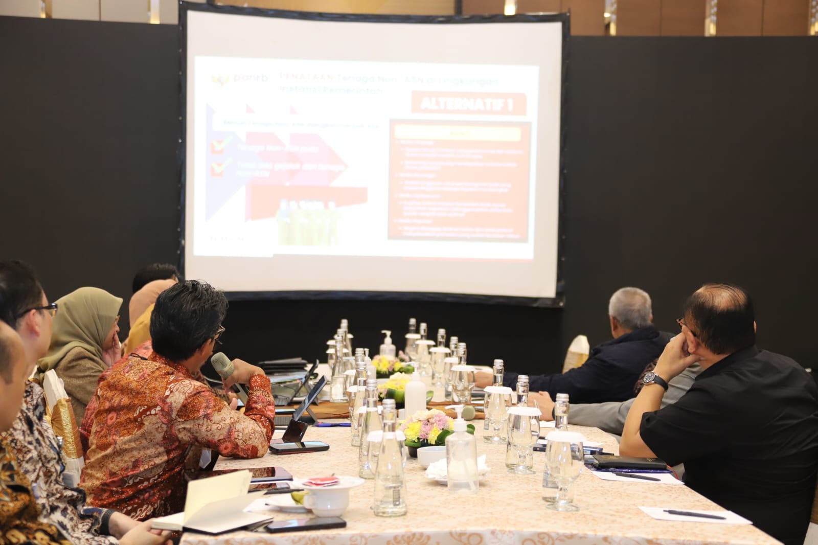20230320 Rapat dengan Pimpinan Komisi II DPR RI 1