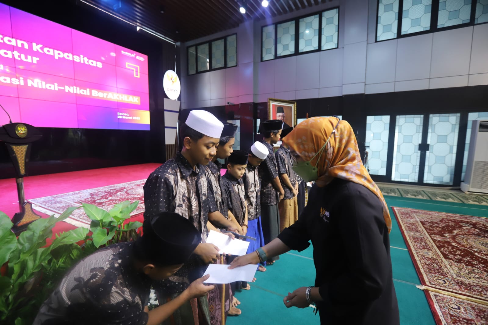20230328 Internalisasi Nilai Nilai BerAKHLAK 1