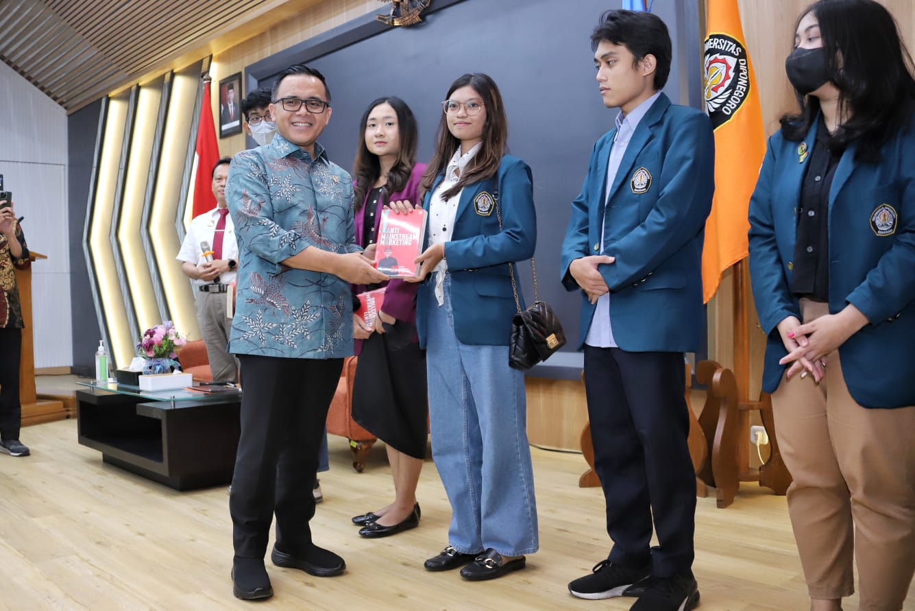 20230330 MENTERI Sapa Mahasiswa Universita Diponegoro 20