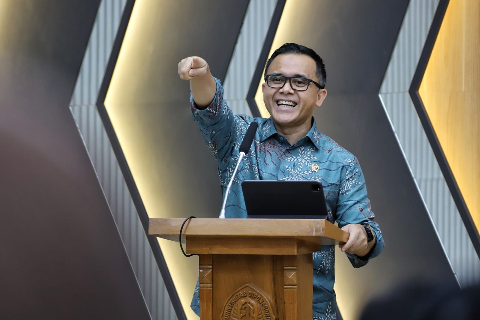 20230330 MENTERI Sapa Mahasiswa Universita Diponegoro 20
