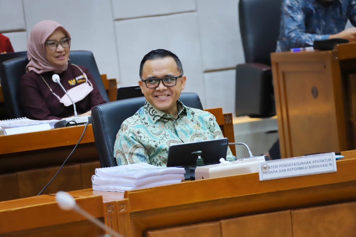 20230405 MENTERI Rapat Kerja dengan Komisi IX DPR RI 1