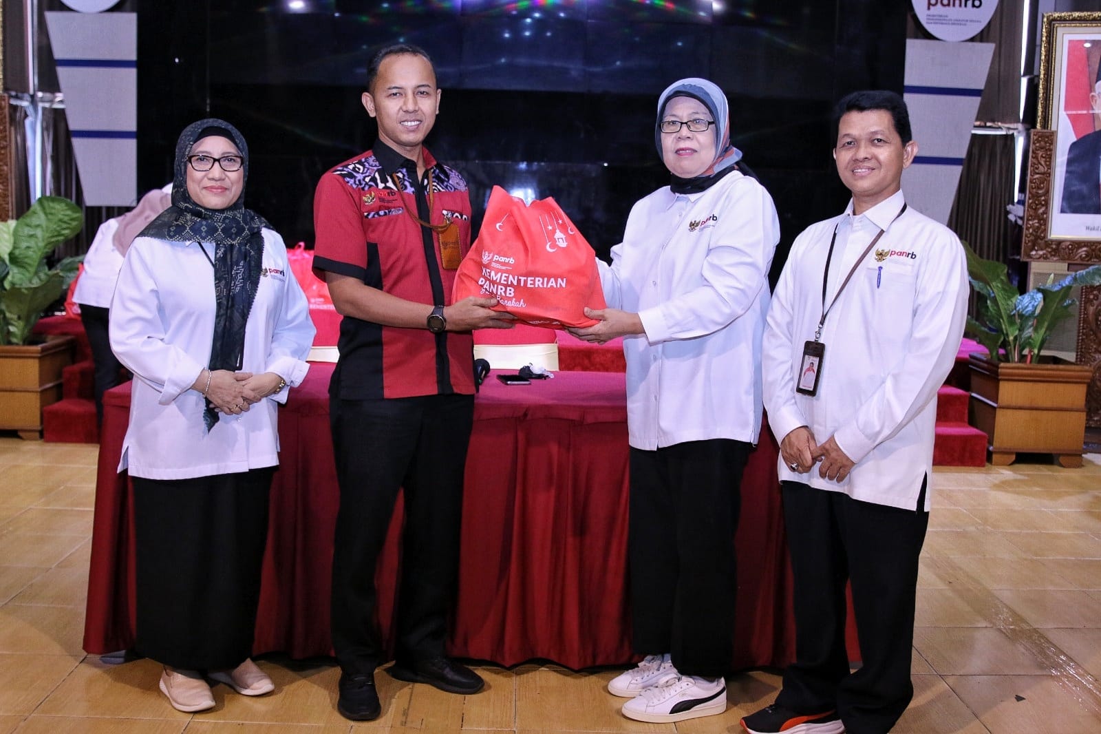 20230410 Penyerahan Sembako 11