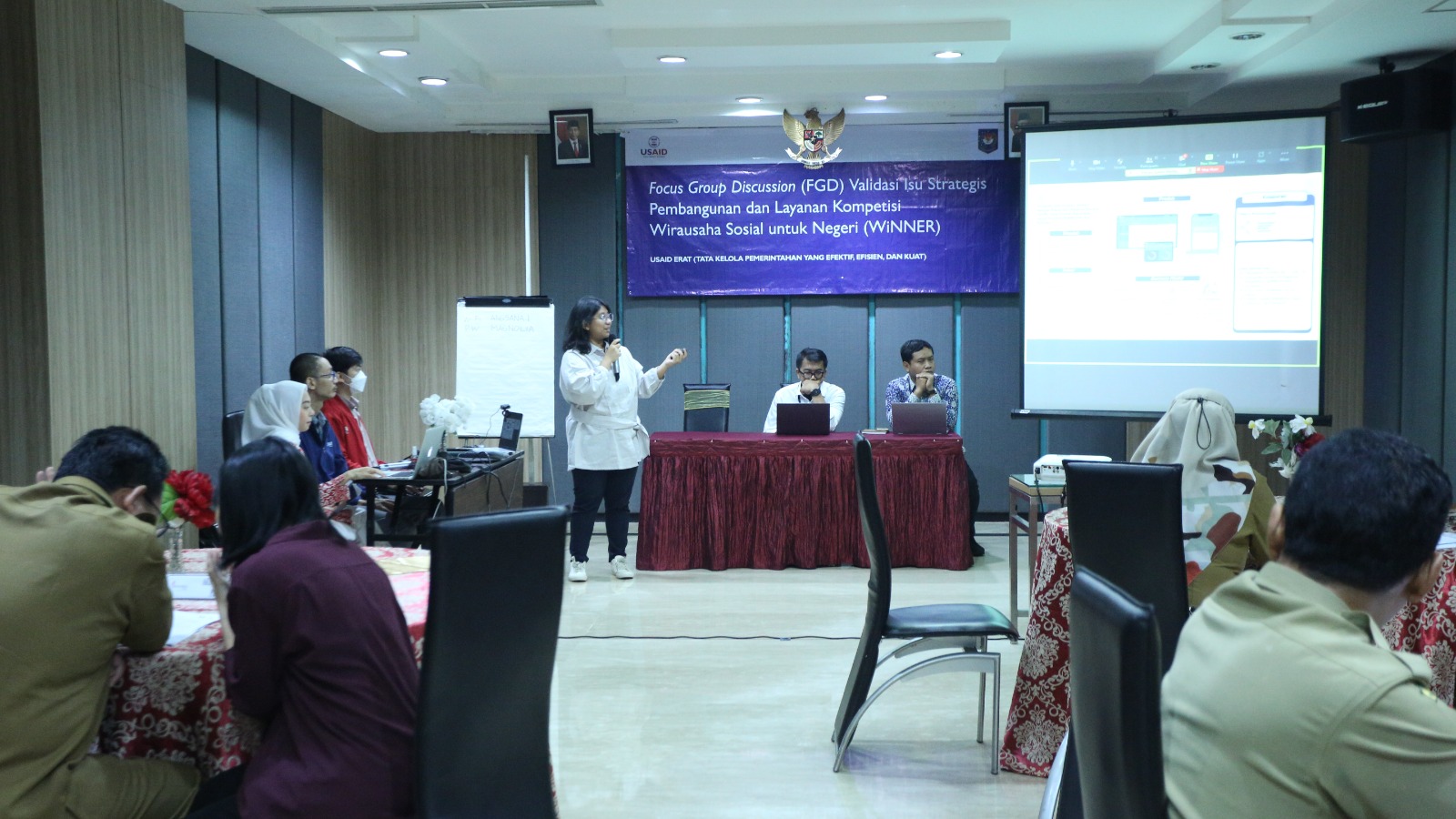 20230411 DEP YANLIK FGD Validasi Isu Strategis Pembangunan dan Layanan Kompetisi WiNNER di Kalimantan Barat 12