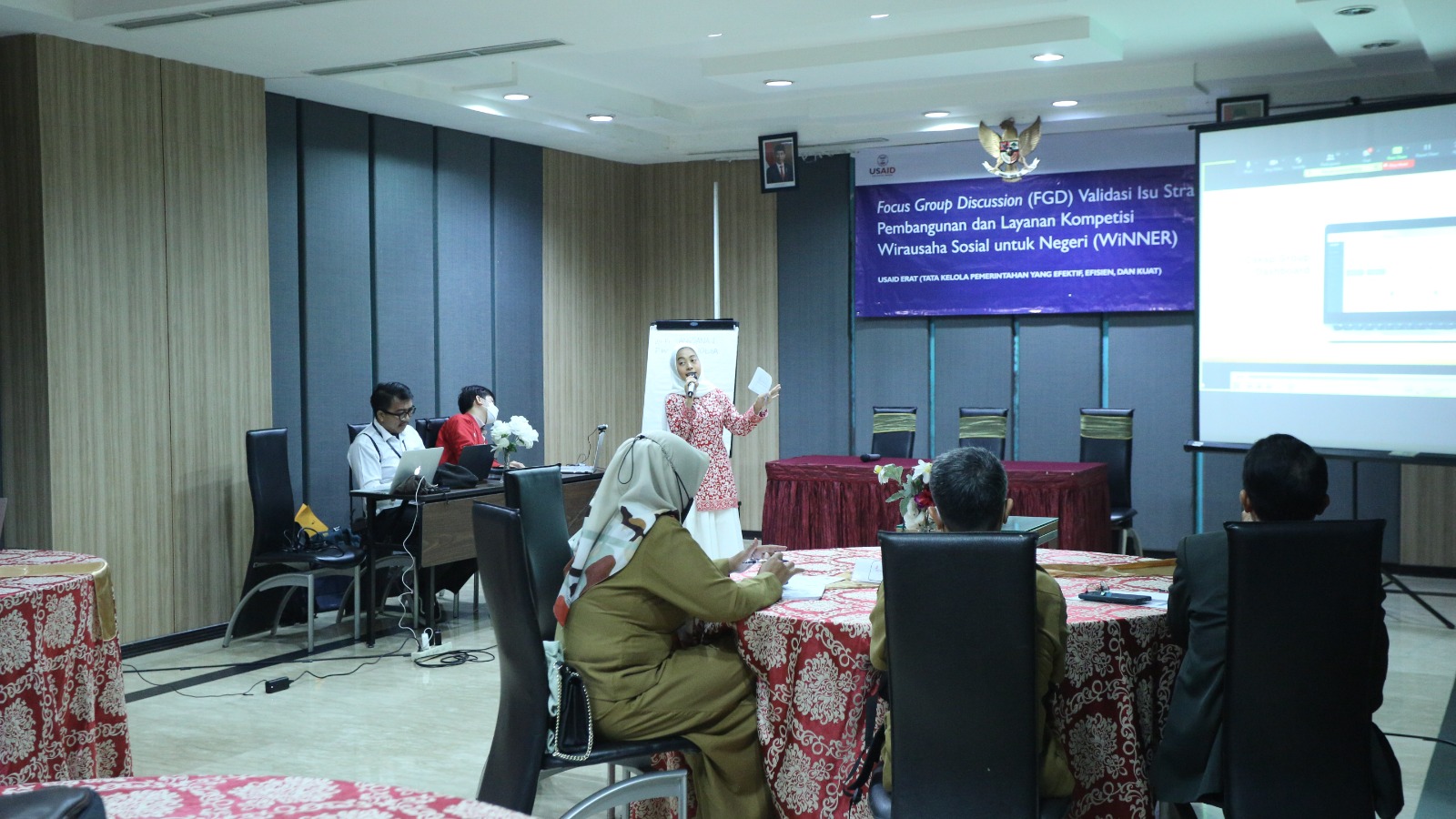 20230411 DEP YANLIK FGD Validasi Isu Strategis Pembangunan dan Layanan Kompetisi WiNNER di Kalimantan Barat 12