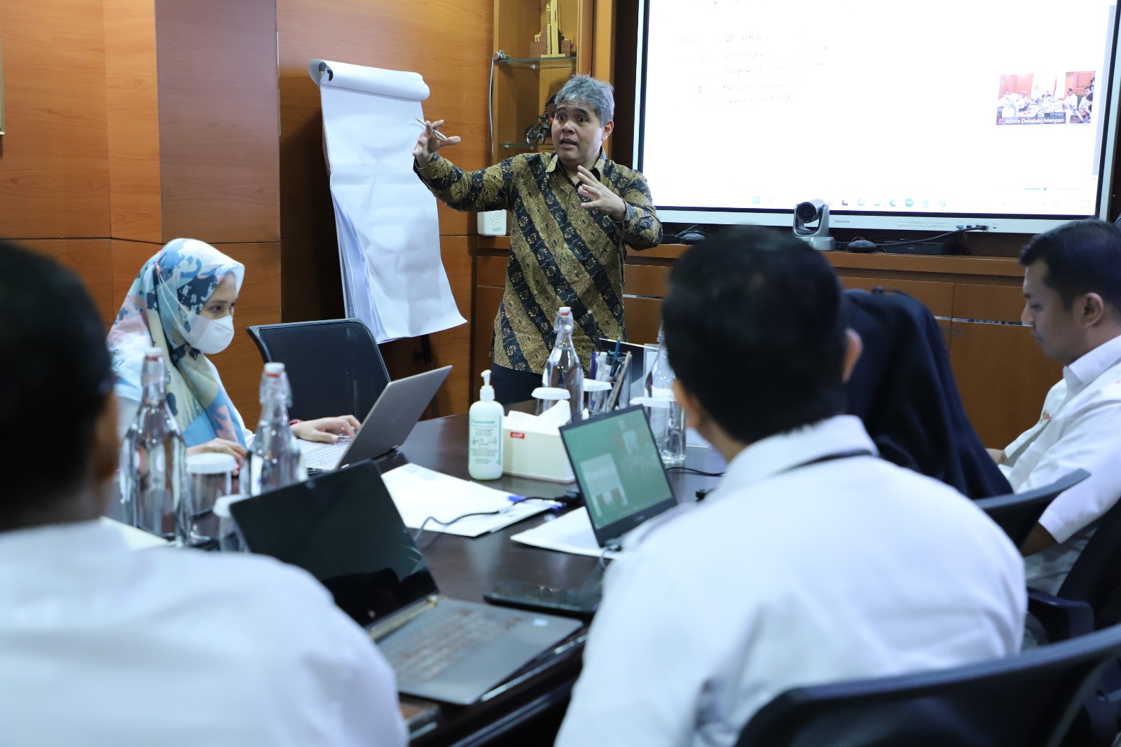 20230411 Sosialisasi dan Asistensi RB Tematik dan Perubahan Road Map Reformasi Birokrasi 2020 2024 di Jawa Timur 1