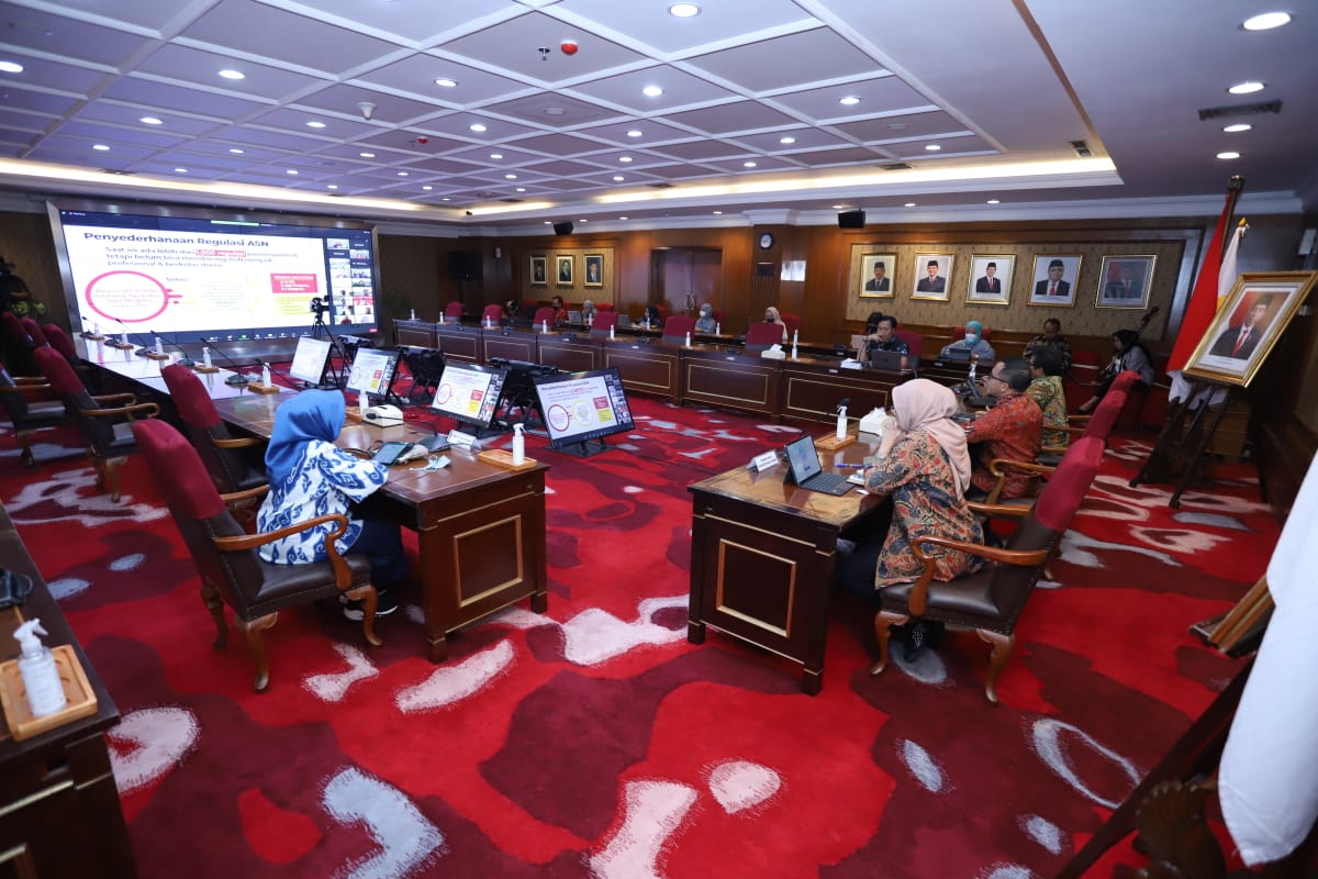 20230414 Sosialisasi Tata Kelola JF Dosen Berdasarkan PermenPANRB No. 12023 tentang JF 10