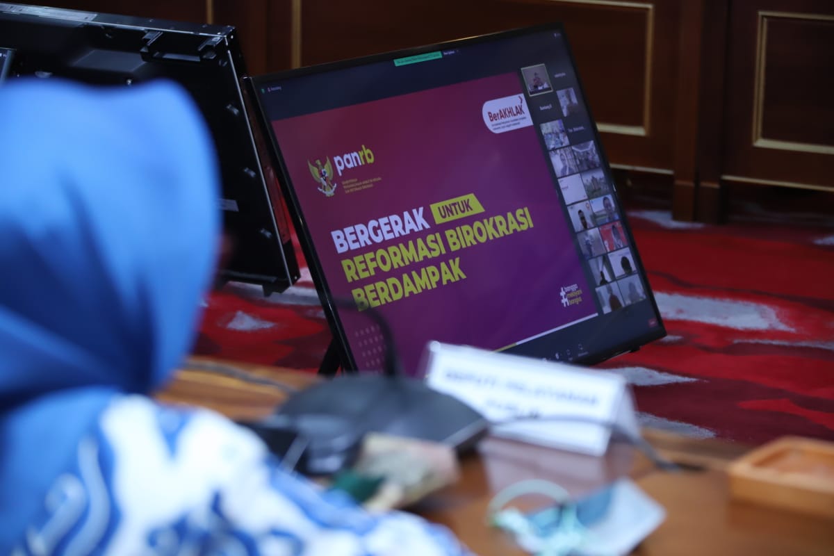 20230414 Sosialisasi Tata Kelola JF Dosen Berdasarkan PermenPANRB No. 12023 tentang JF 10