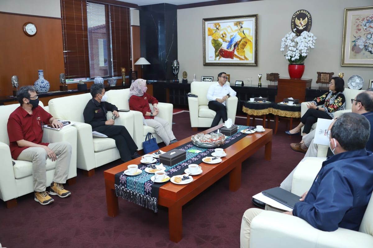 20230426 Audiensi dengan Menteri Keuangan 15