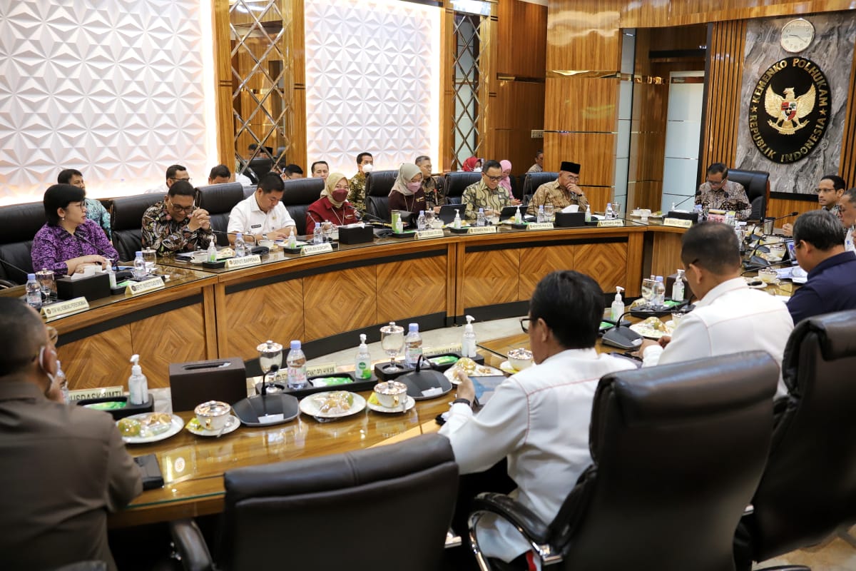 20230503 Rapat Tingkat Menteri 1