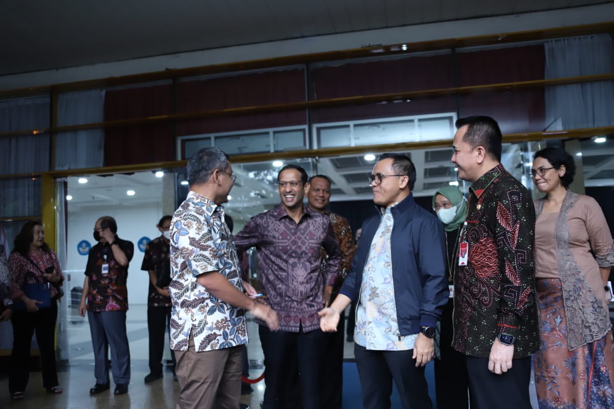 20230505 Rapat Tingkat Menteri Penyelesaian Guru Non ASN 1
