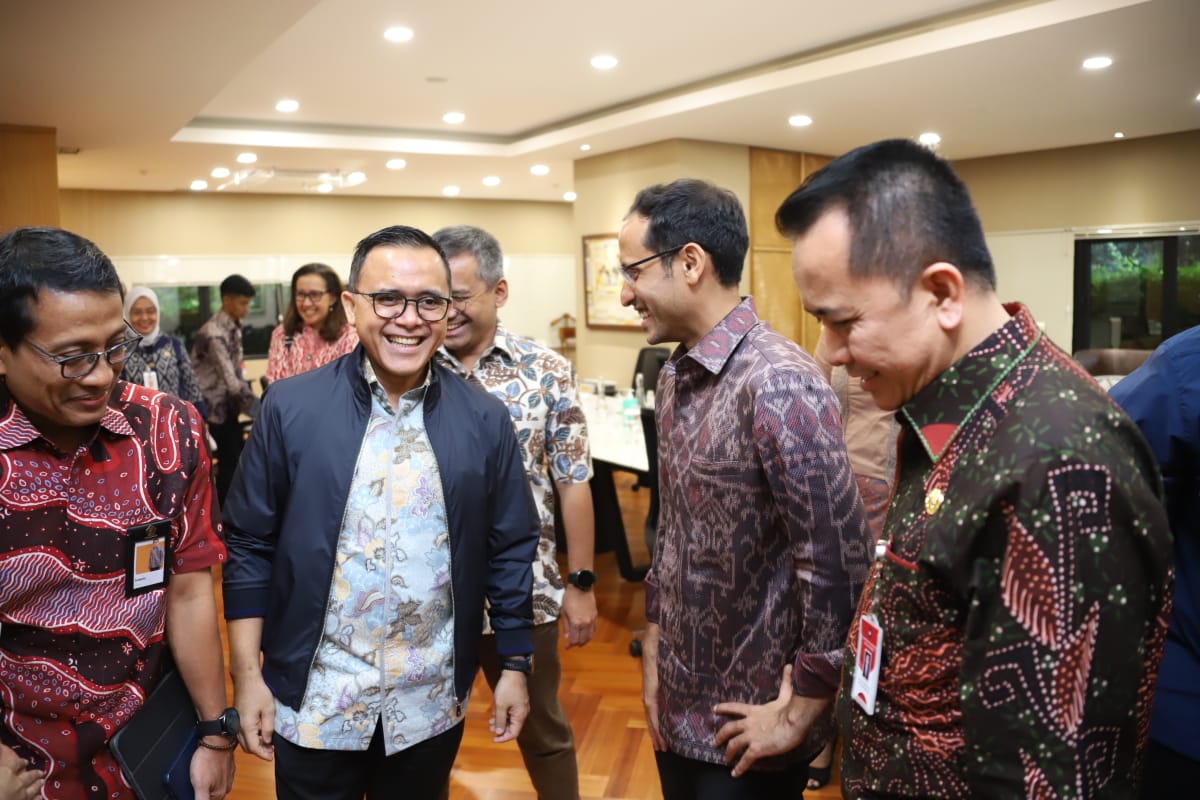 20230505 Rapat Tingkat Menteri Penyelesaian Guru Non ASN 1