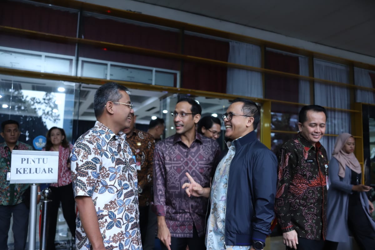 20230505 Rapat Tingkat Menteri Penyelesaian Guru Non ASN 1