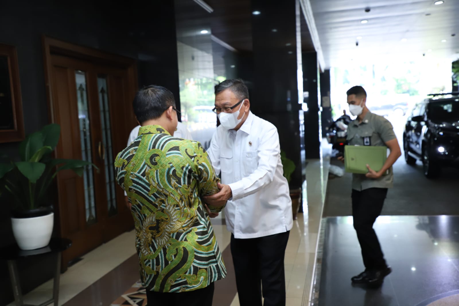 20230511 MENTERI Menerima Menteri ESDM 1