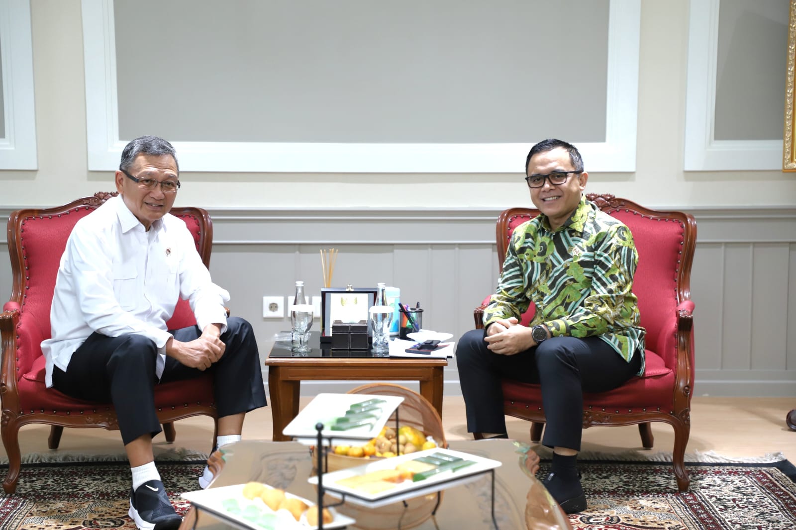 20230511 MENTERI Menerima Menteri ESDM 1
