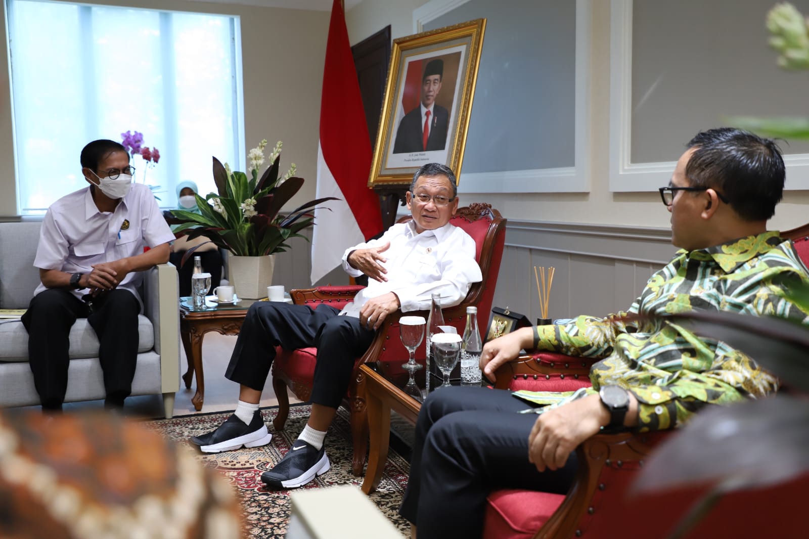 20230511 MENTERI Menerima Menteri ESDM 1