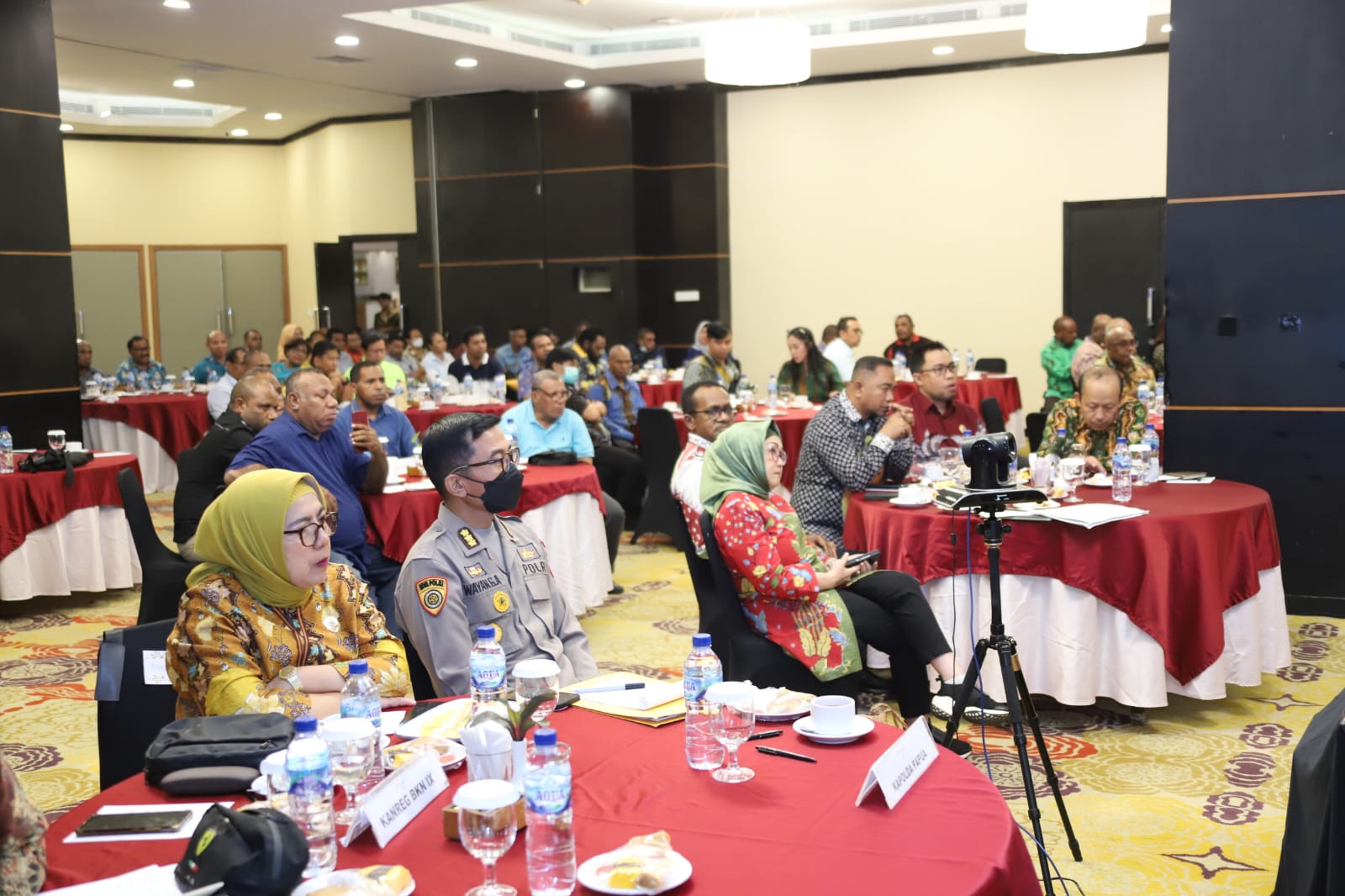 20230519 MENTERI Bincang Santai dengan ASN Papua 1