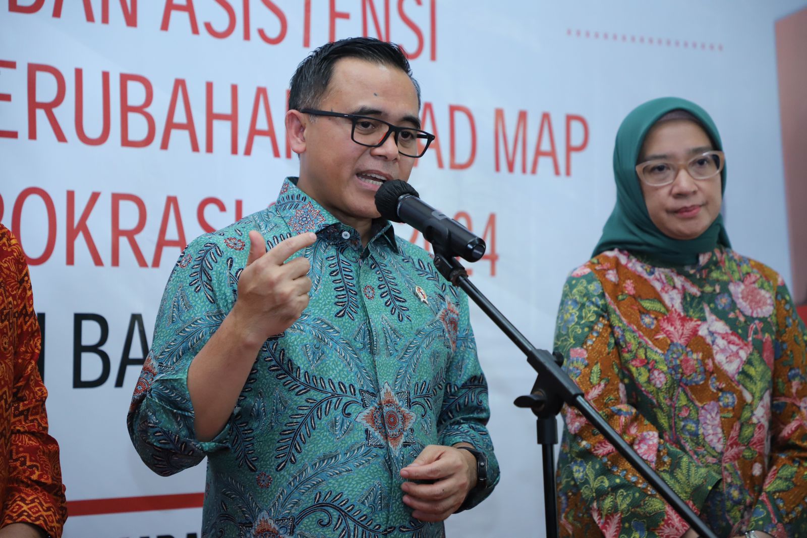 20230523 MENTERI Sosialisasi dan Asistensi RB Tematik dan Perubahan Road Map Reformasi Birokrasi 2020 2024 Provinsi Banten 19