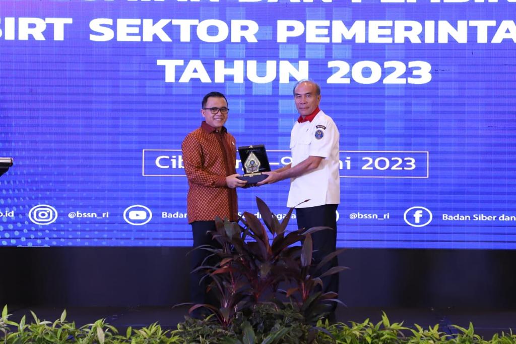 20230608 MENTERI Penguatan dan Pembinaan Computer Security Incident Response Team CSIRT Sektor Pemerintahan Tahun 2023 1