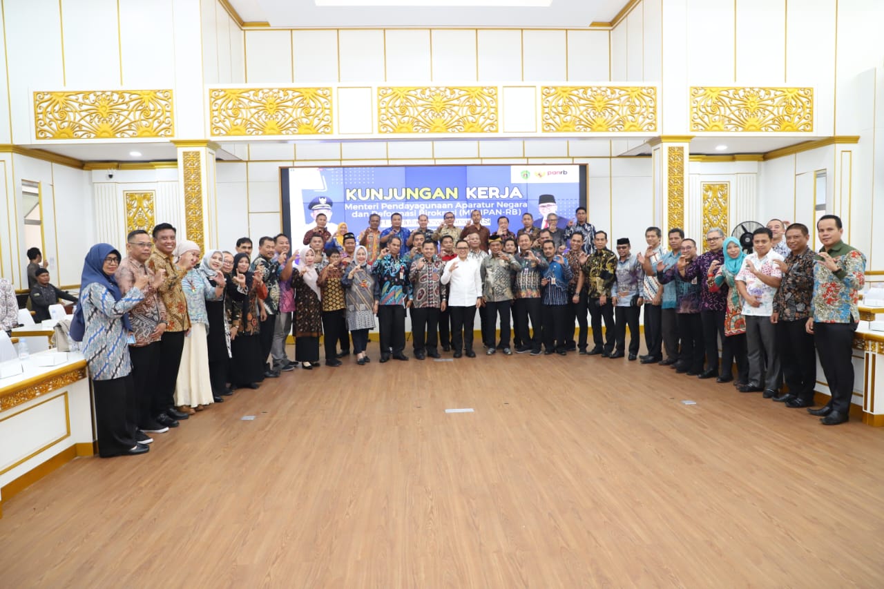 20230610 Penyerahan Hasil Penilaian Dari Tim Evaluasi Kepada TPI dan Kick Off Meeting TPI 2023 3