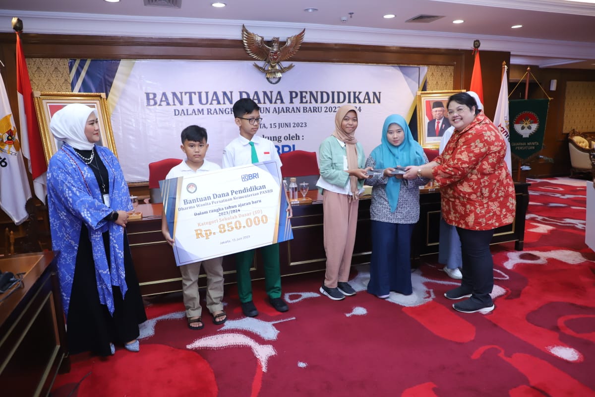20230615 Penyerahan Bantuan Dana Pendidikan Tahun 2023 7