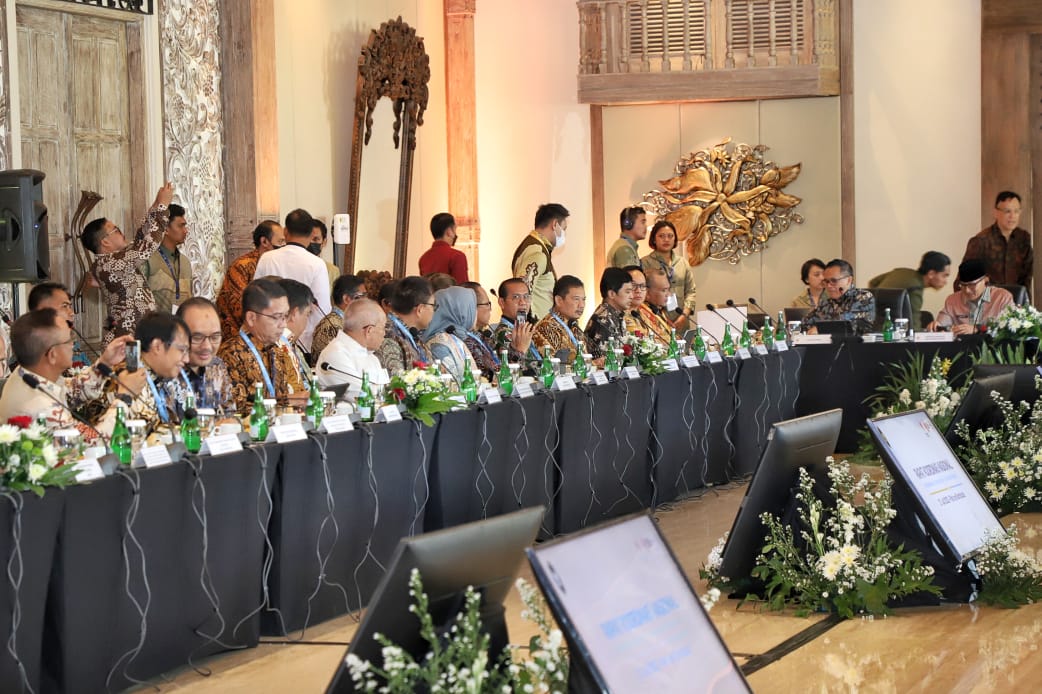 20230721 Rakornas Percepatan Pengembangan 5 DPSP Semester I 2023 dan Rapat Dewan Pengarah Badan Otorita Pengelola Kawasan Pariwisata 10