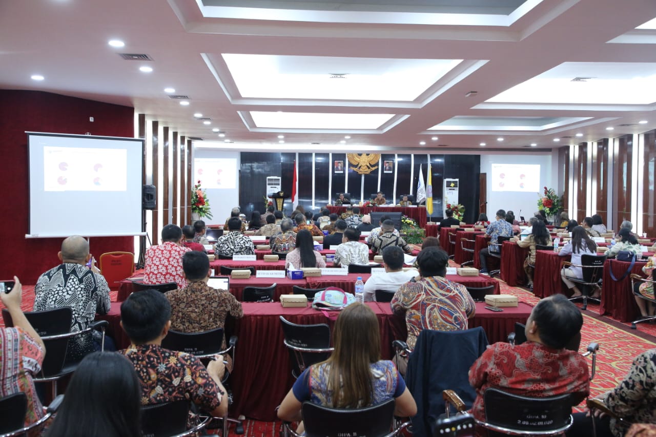 20230810 Uji Publik RUU ASN di Universitas Sam Ratulangi 14