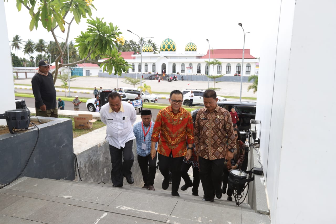 20230824 Berkunjung ke Masjid Raya Shaful Khairaat Sofifi 9