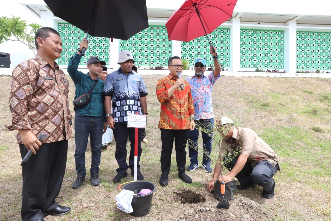 20230824 Berkunjung ke Masjid Raya Shaful Khairaat Sofifi 9