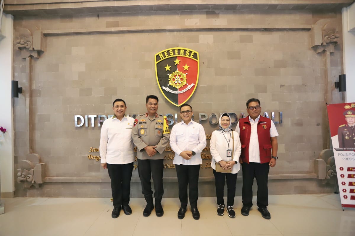 20230904 Meninjau Direktorat Reserse Kriminal Khusus Siber Polda Bali 13