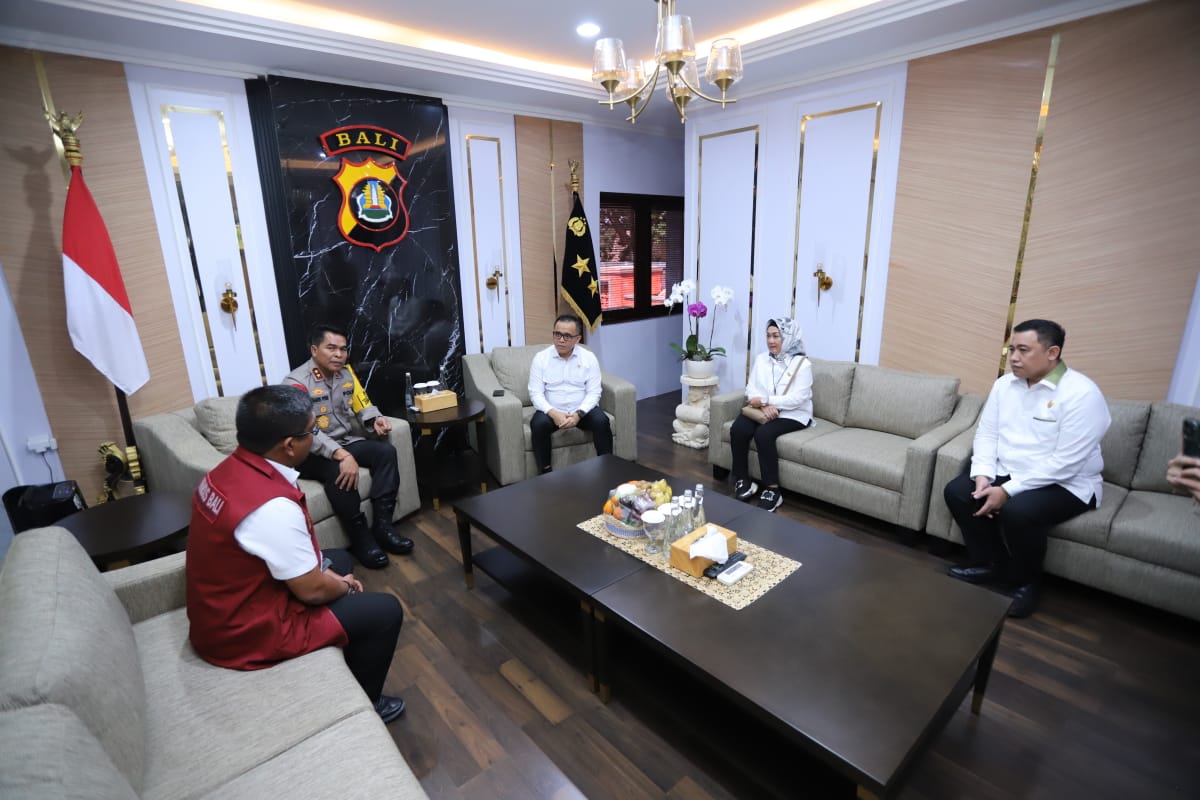 20230904 Meninjau Direktorat Reserse Kriminal Khusus Siber Polda Bali 13