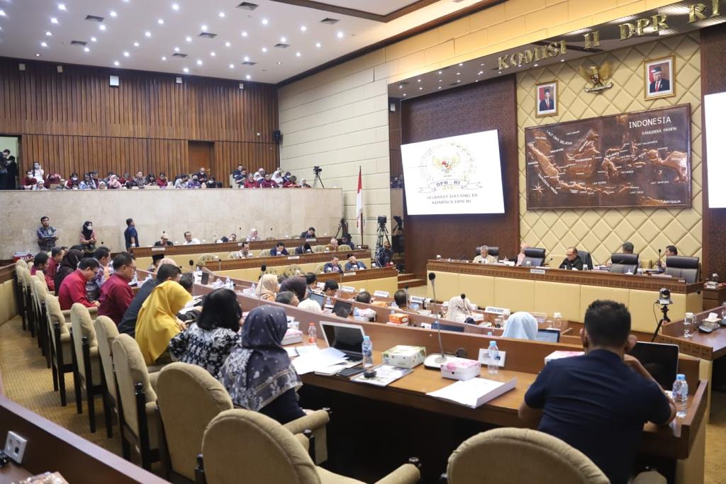 20230913 Rapat Kerja Dengan Komisi II DPR RI 1