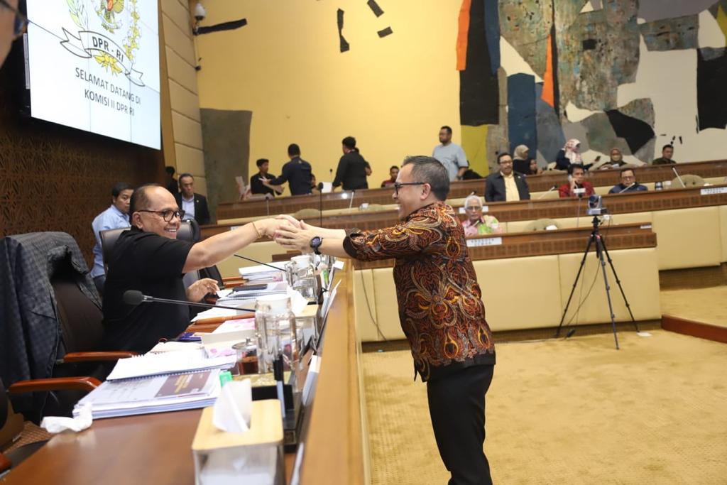 20230913 Rapat Kerja Dengan Komisi II DPR RI 1