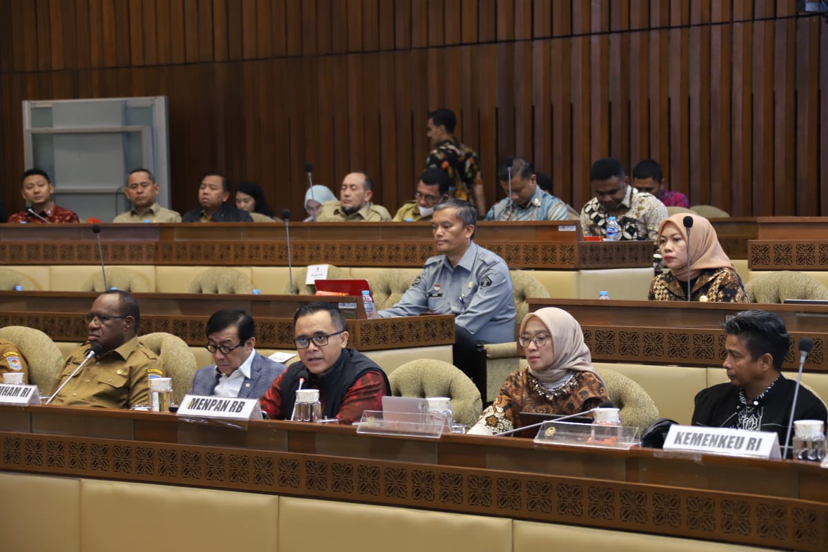 20230926 MENTERI Rapat Kerja Tingkat I ke 2 RUU ASN 1