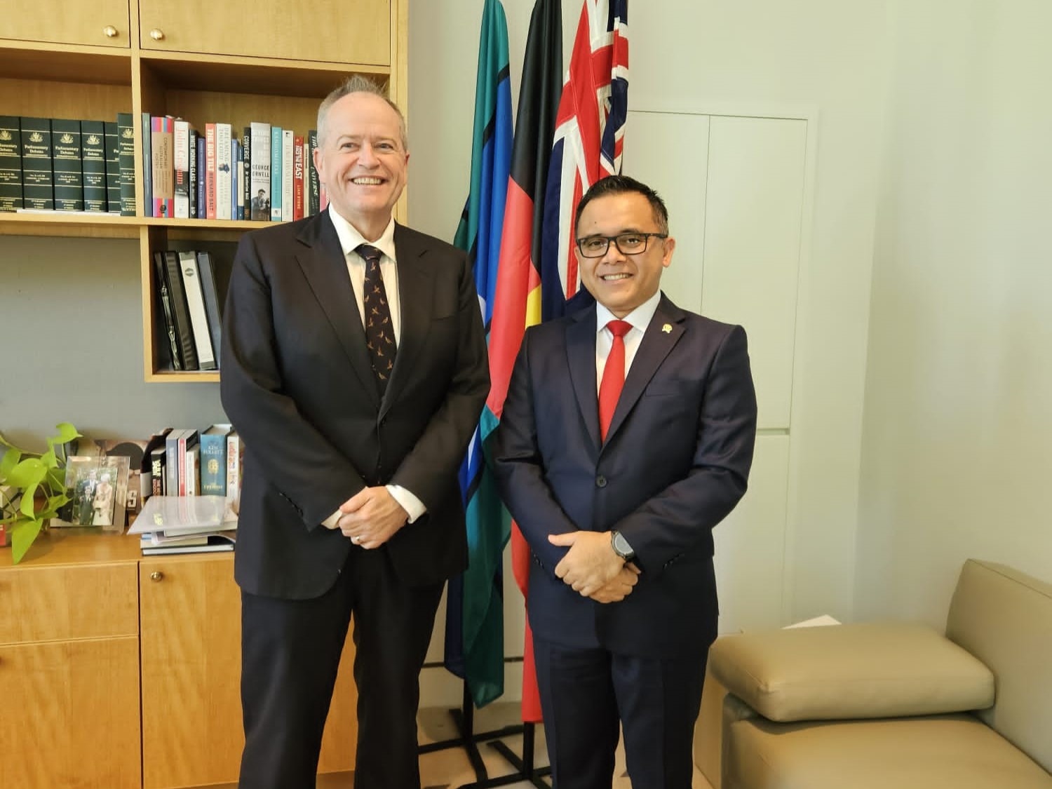 20231018 Bertemu Menteri Australia 2