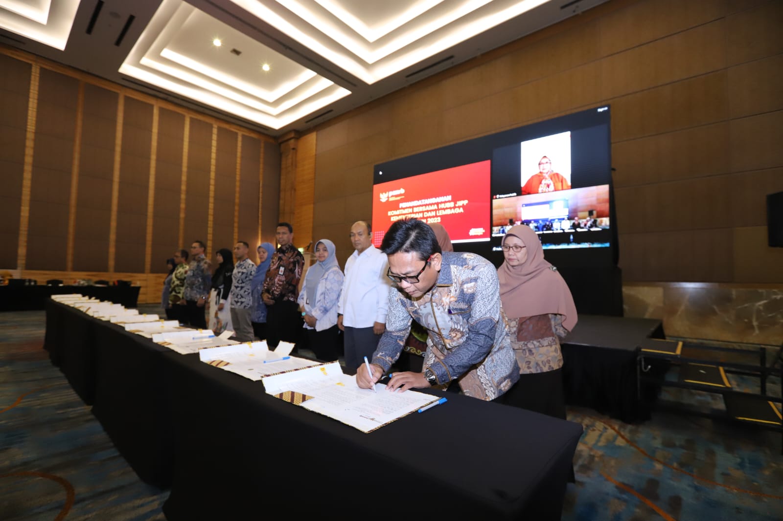20231020 Validasi Pemuktakhiran Data Inovasi Penandatanganan Komitmen Bersama dan Sharing Session Pembinaan Inovasi di Lingkungan Instansi Pemerintah 1