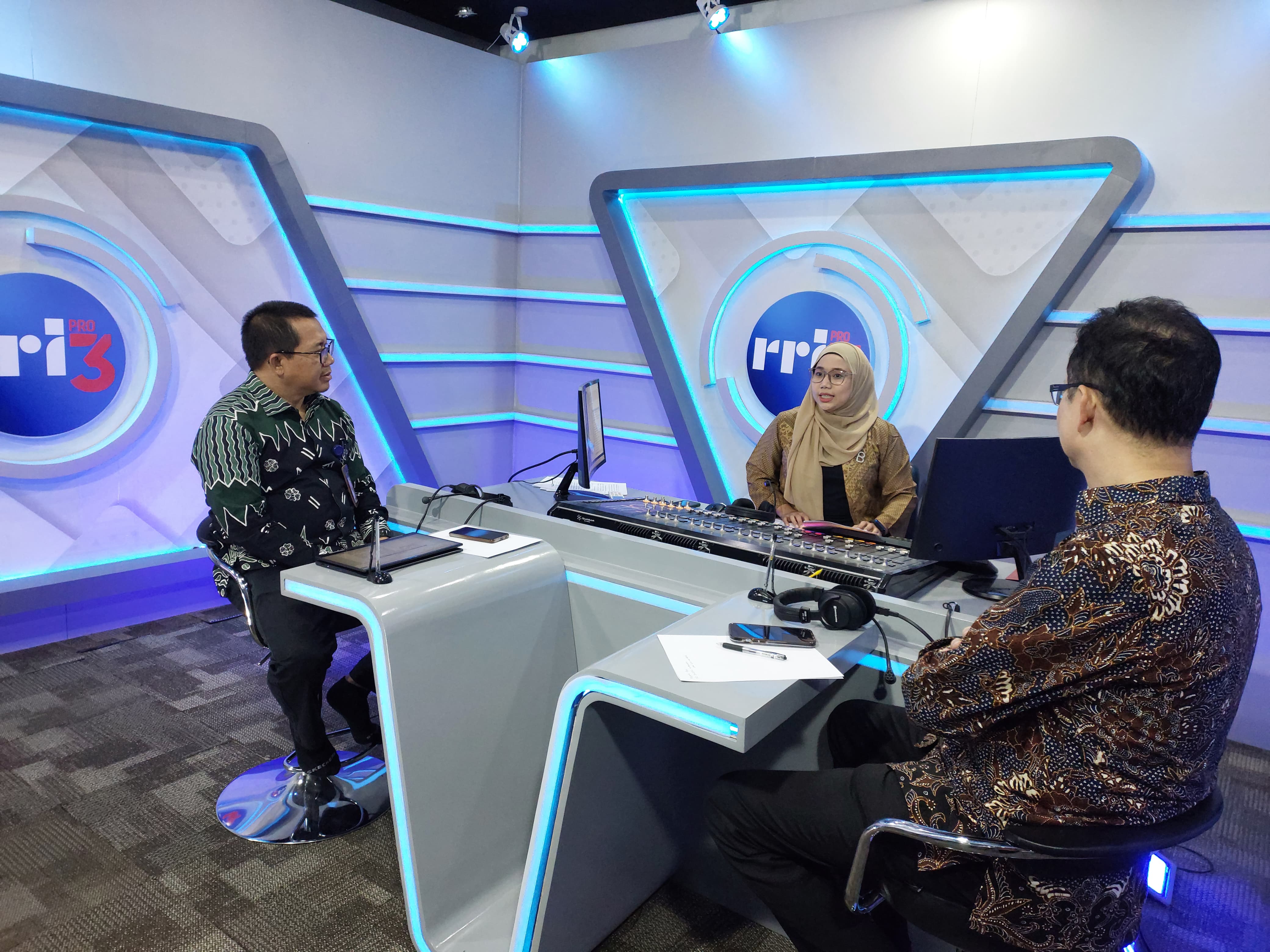 20231201 Siaran RRI Pro 3 1