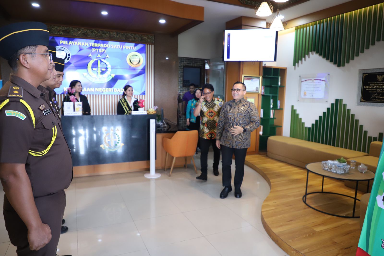 20231205 MENTERI Kunjungan Ke Kejaksaan Negeri Badung 19