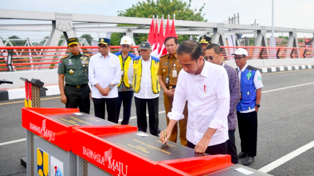 20240105 Presiden Jokowi Resmikan Enam Jembatan Baru di Lintas Utara Jawa