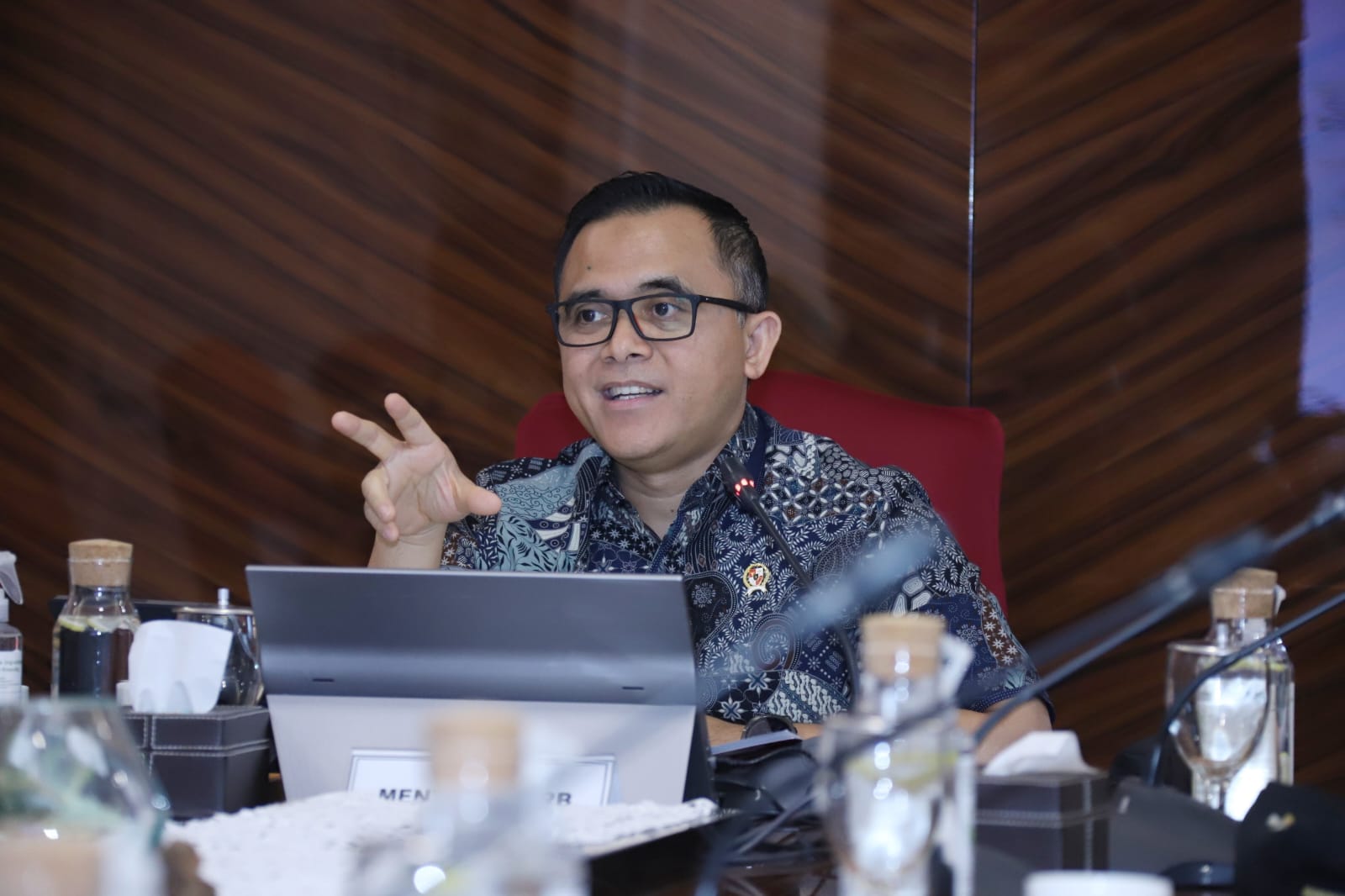 20240118 Bahas BerAKHLAK dengan LAN dan UID 8