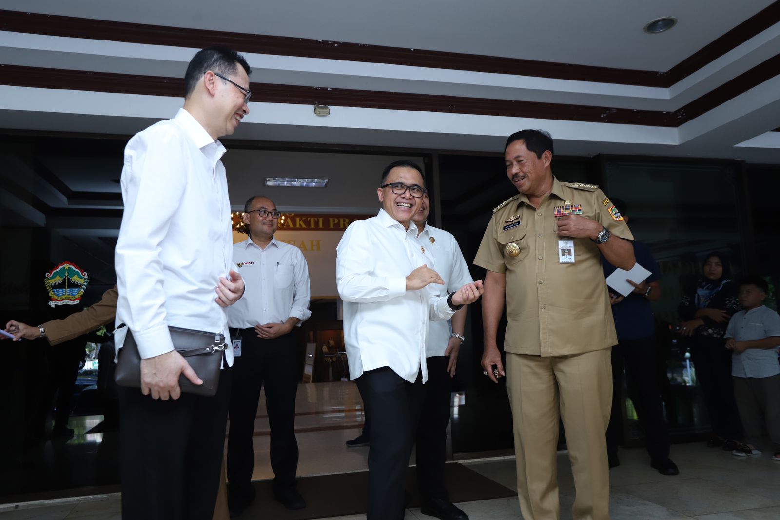 20240429 MENTERI Musrenbang RKPD Jawa Tengah 2025 dan RPJPD Provinsi Jawa Tengah 2025 2024 18