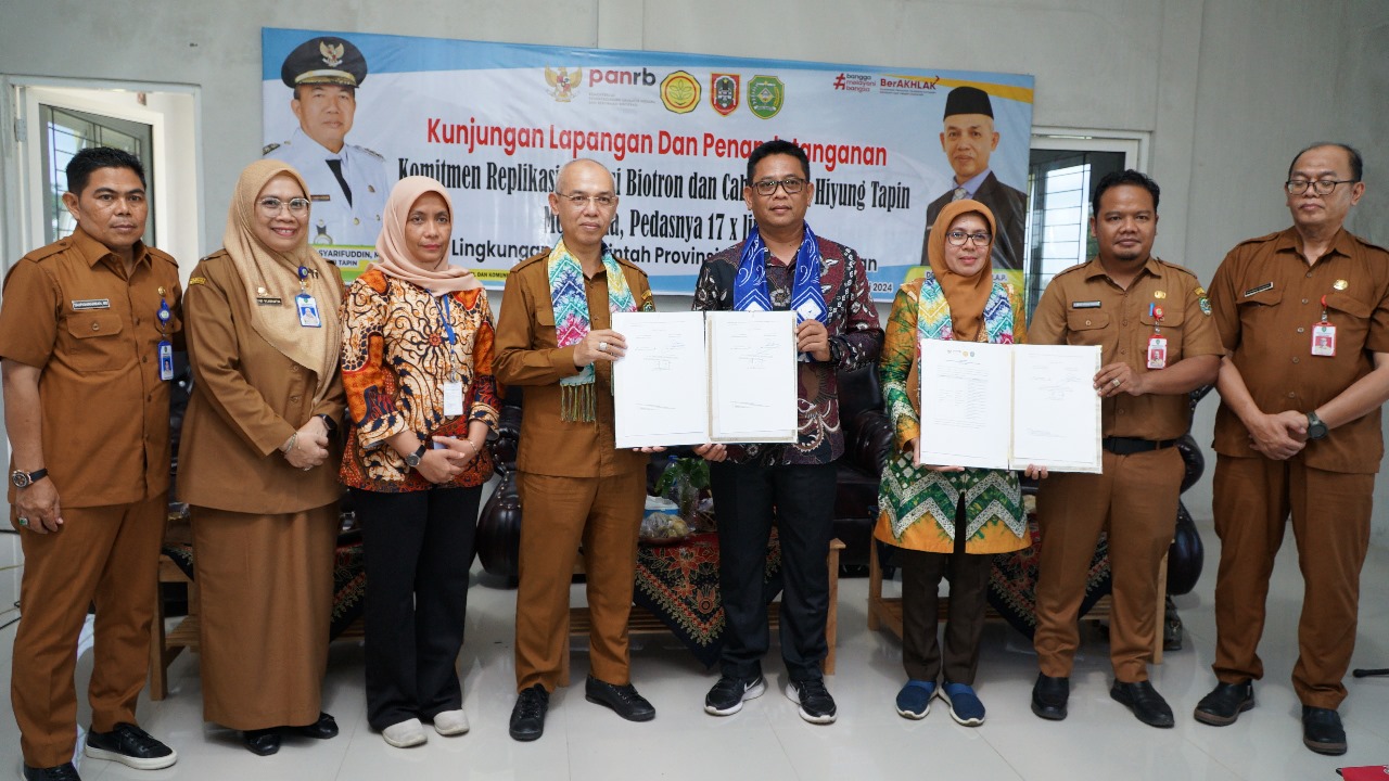 20240522 Kunjungan Lapangan dan Penandatanganan Komitmen Replikasi Inovasi Pelayanan Publik Bidang Pertanian dan Ketahanan Pangan 1