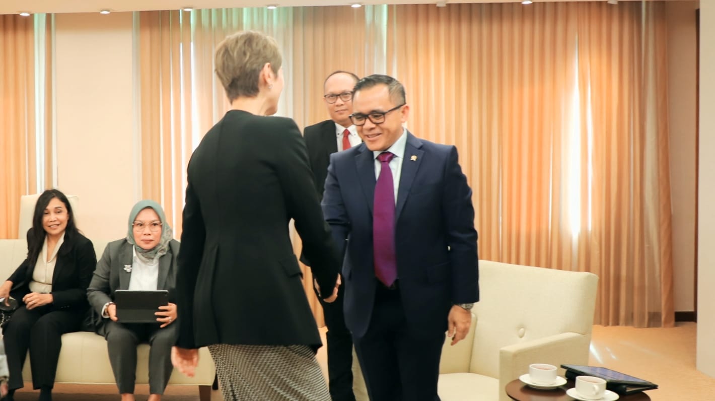 20240710 Pertemuan dengan Menteri Pembangunan Digital dan Informasi Singapura