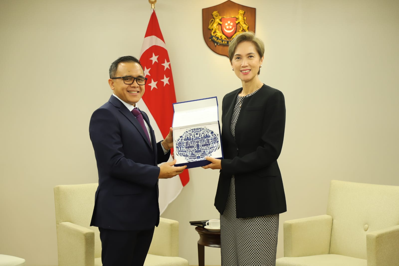 20240710 Pertemuan dengan Menteri Pembangunan Digital dan Informasi Singapura 2