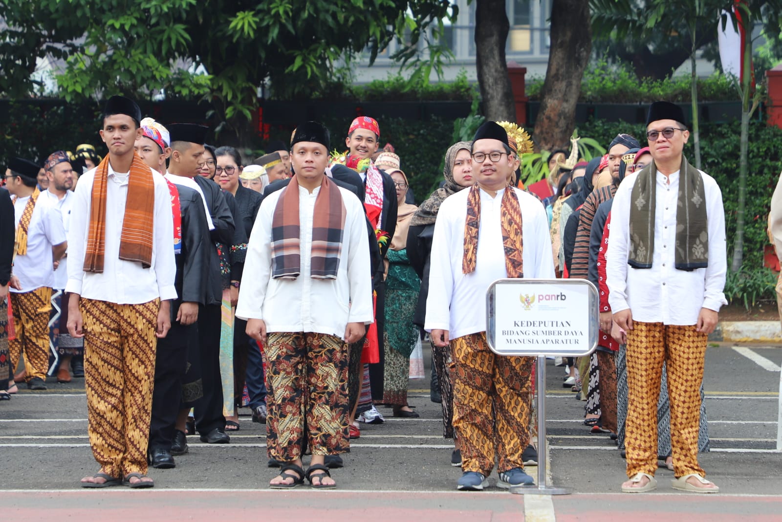20240817 Upacara Peringatan HUT ke 79 RI di Lingkungan Kementerian PANRB 24