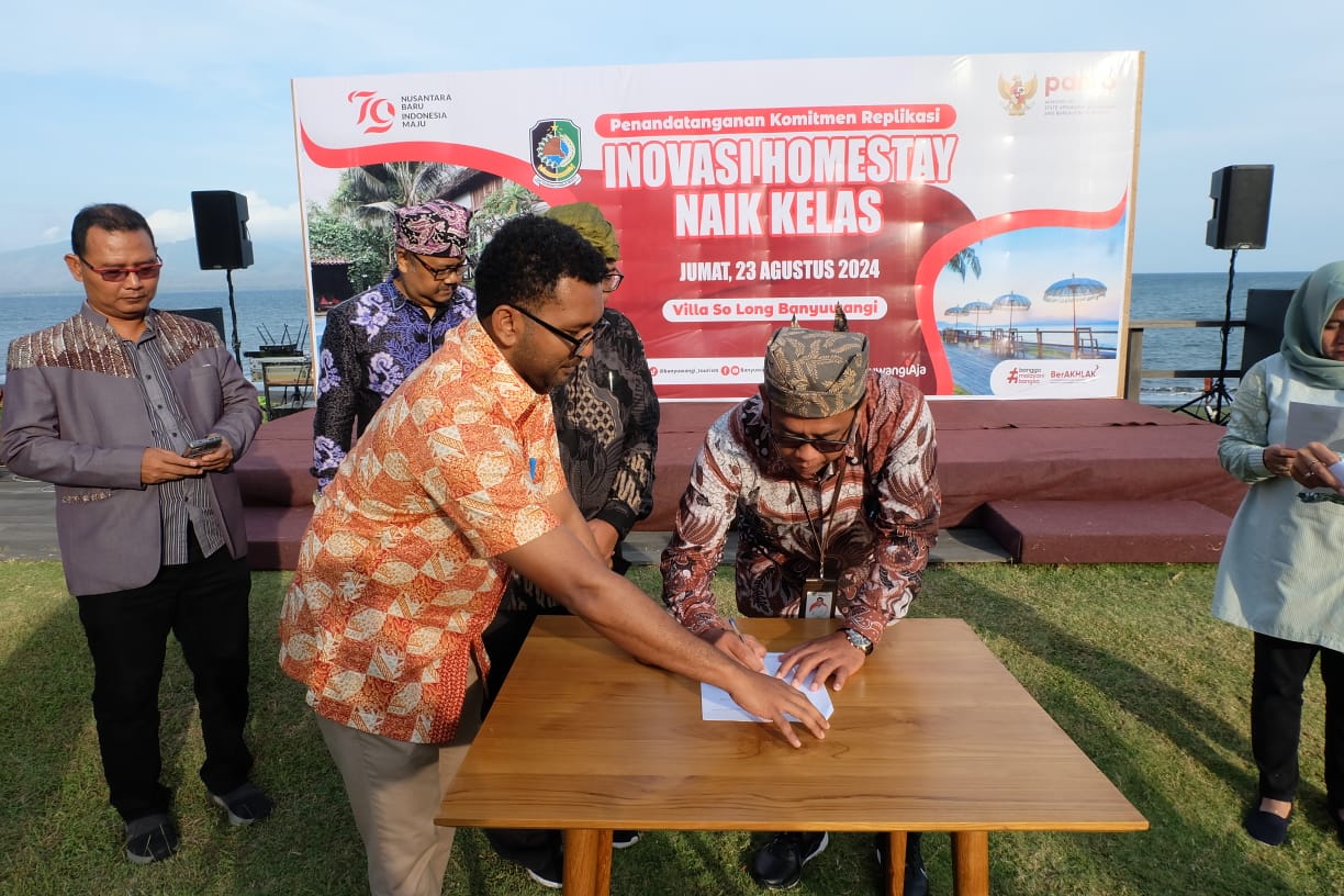 20240823 DEP YANLIK Penandatanganan Komitmen Replikasi Inovasi Homestay Naik Kelas 21