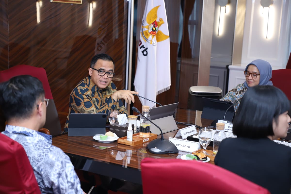 20240823 MENTERI Audiensi dengan CEO GOTO 21