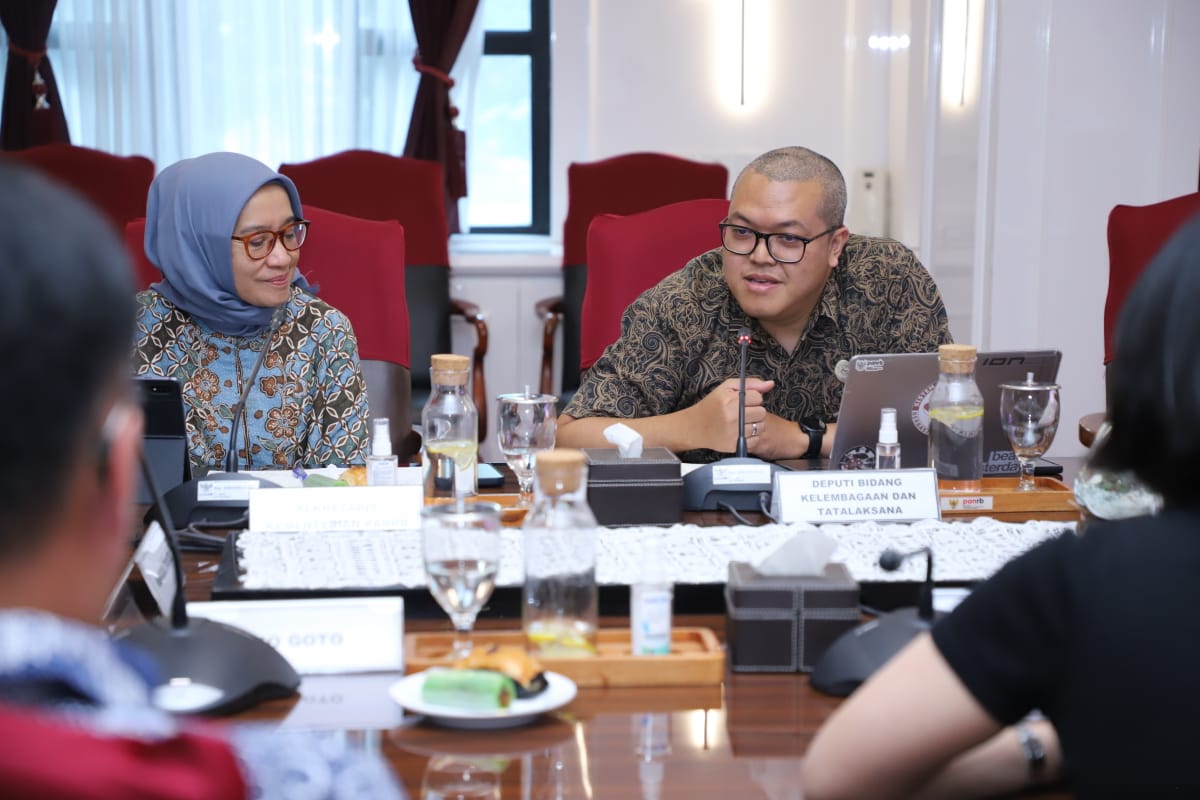 20240823 MENTERI Audiensi dengan CEO GOTO 21