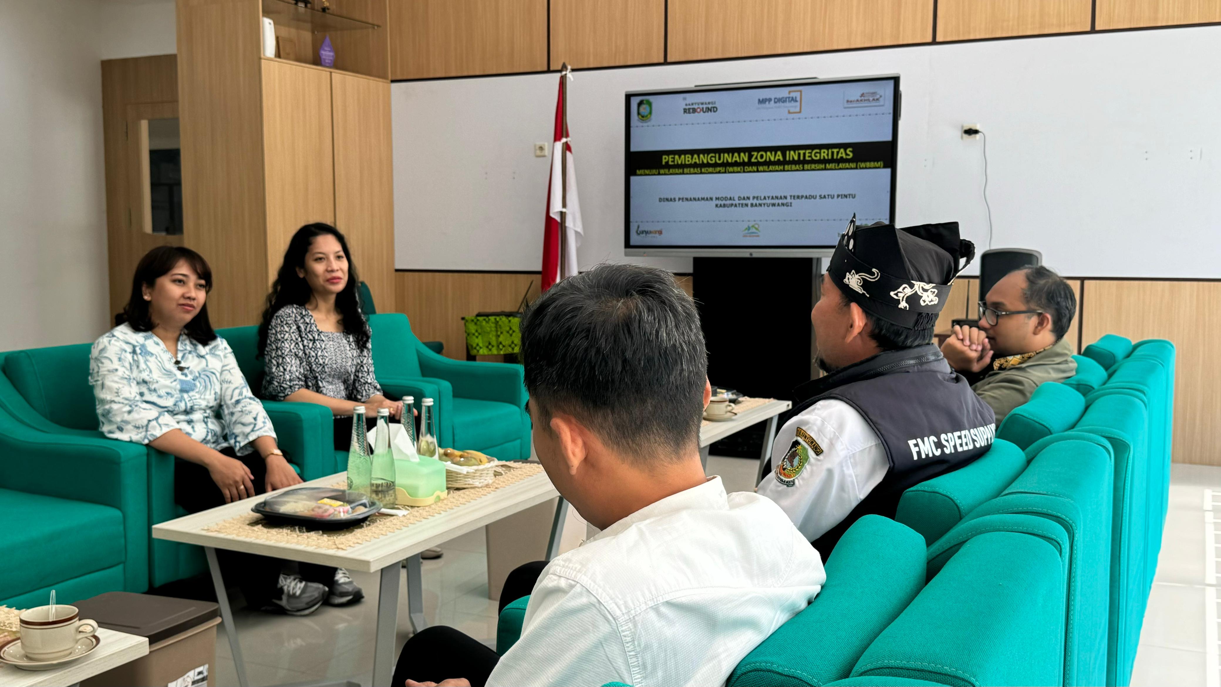 20240920 DEP RBKUNWAS Pelaksanaan Monev Implementasi ZI Menuju WBKWBBM Sejumlah Unit Kerja di Kabupaten Banyuwangi 7